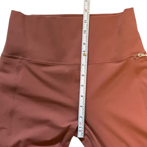 NWT Vuori Women’s Studio Pocket Legging in Rosewood Pink-Medium - Picture 13 of 15